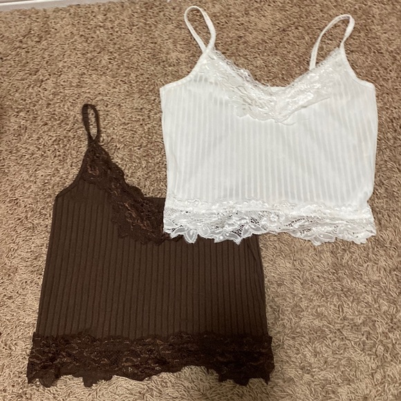 Two pack of lace tank tops - Picture 1 of 1